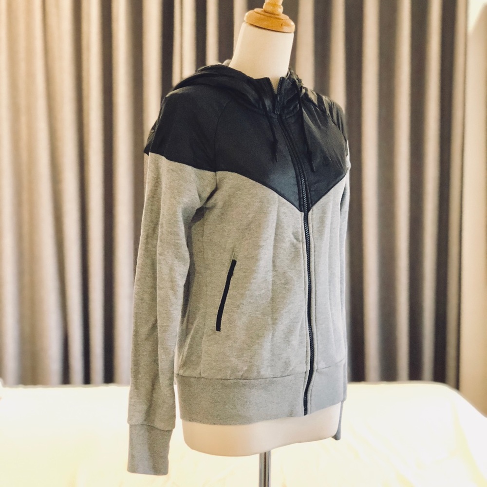 Nike Women Vintage style Zipped Hoodie Jacket S